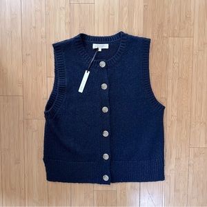 BNWT Hansel from Basel vest in navy SOLD OUT ♥️